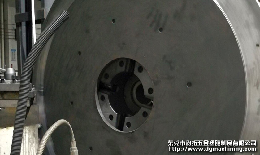 影響大型數控車床加工表面粗糙度的因素有哪些？